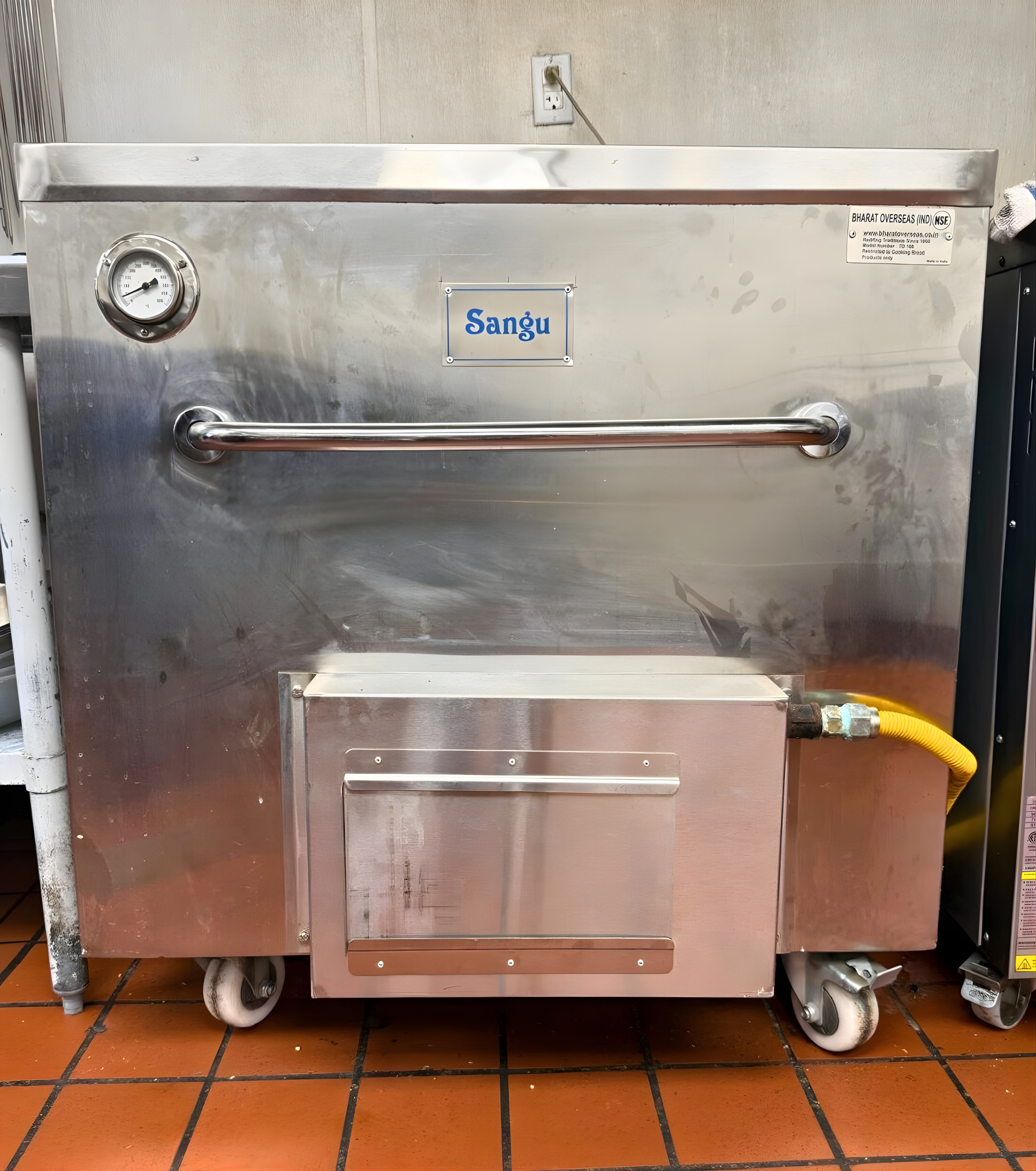 NSF Certified Commercial Tandoor Oven with Trolley 30" x 30" x37"